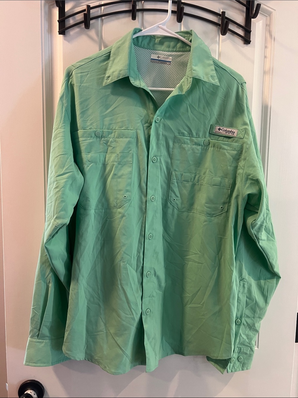 Columbia Light Mint Green Long Sleeve Outdoor Shirt
